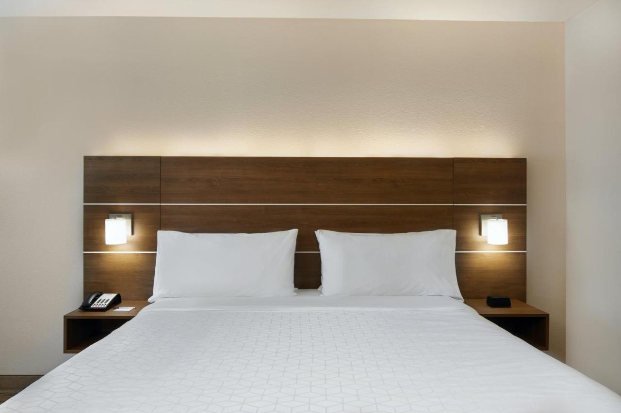 Holiday Inn Express Hotel & Suites Pensacola-West Navy Base By Ihg Beach Haven Екстер'єр фото