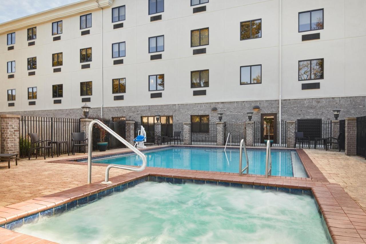 Holiday Inn Express Hotel & Suites Pensacola-West Navy Base By Ihg Beach Haven Екстер'єр фото