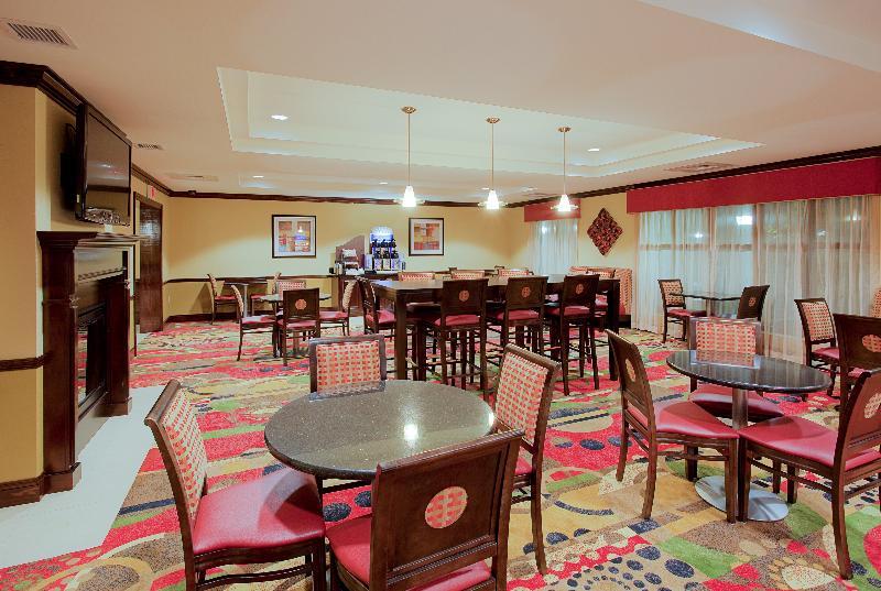 Holiday Inn Express Hotel & Suites Pensacola-West Navy Base By Ihg Beach Haven Екстер'єр фото